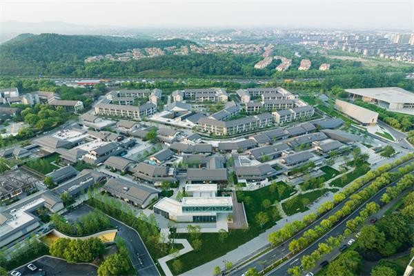 杭州玉鸟随园嘉树养老社区实景鸟瞰图