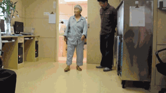 7a7a24abf68d4f0689a2714da03c3b481e7cd006.gif 31a09f45c6a18c4e67e939f4a797b102.gif