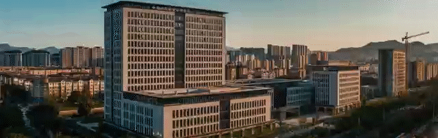 640 - 2022-10-23T141227.119.gif